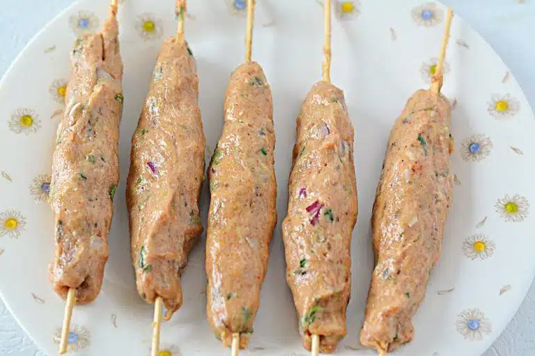 seekh-kebab-without-oven-27-768x512.jpg kebab chicken raw - Image 1